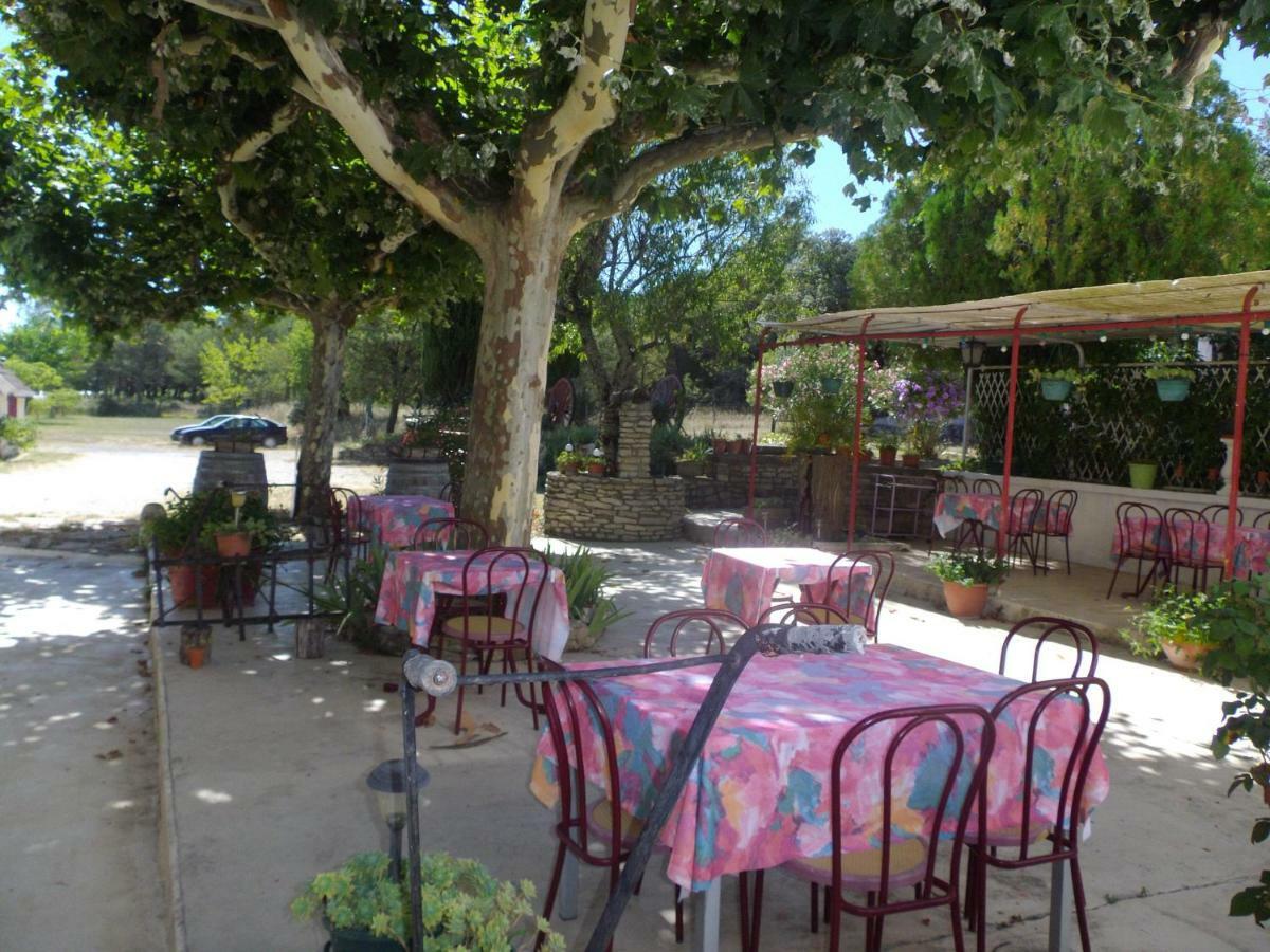 Auberge Des Garrigues Nîmes Exterior foto